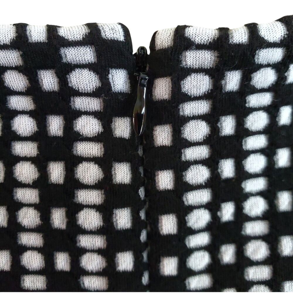 CALVIN KLEIN Women's 6 Dress Fit & Flare Black White Knit Sleeveless Back Zipper - Picture 6 of 7